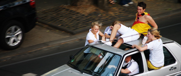 Wer feiert am Lautesten: on the&nbsp;Road