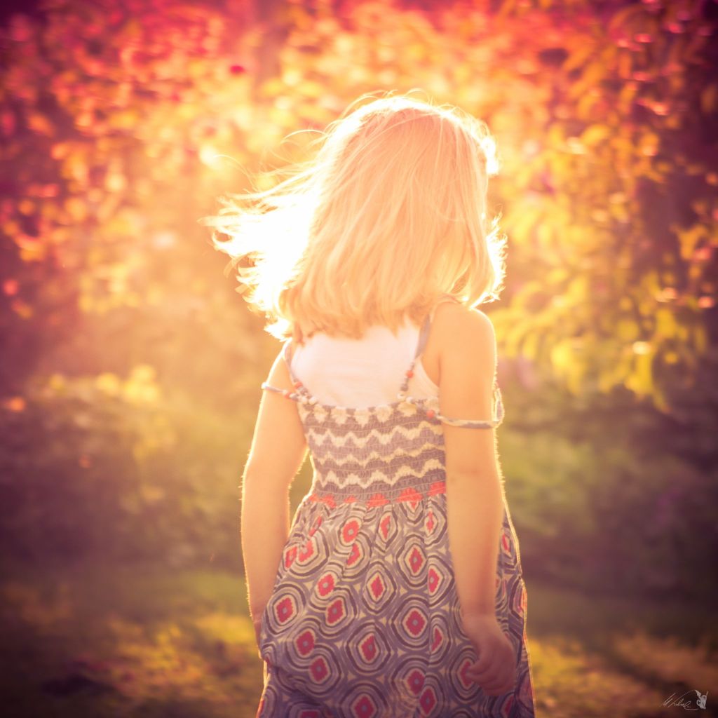 embraced_by_the_sun-13