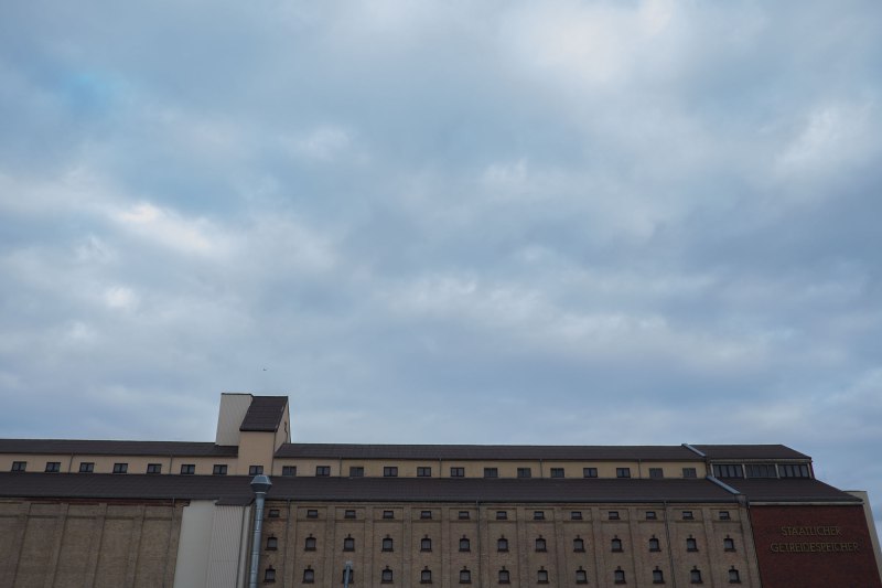 raw-vs-jpg_fuji-xe2_underexposed