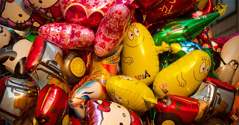 understanding-bw_balloons