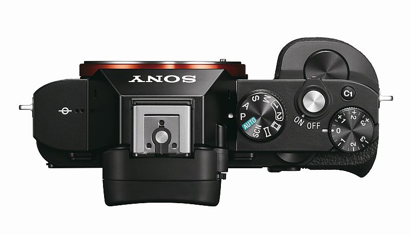 hands-on_sony-alpha-7s_top