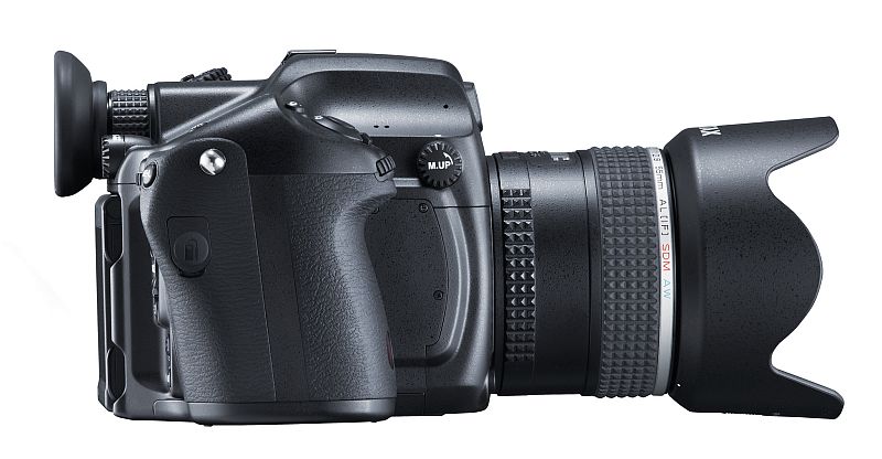 hands-on_pentax-645z_right