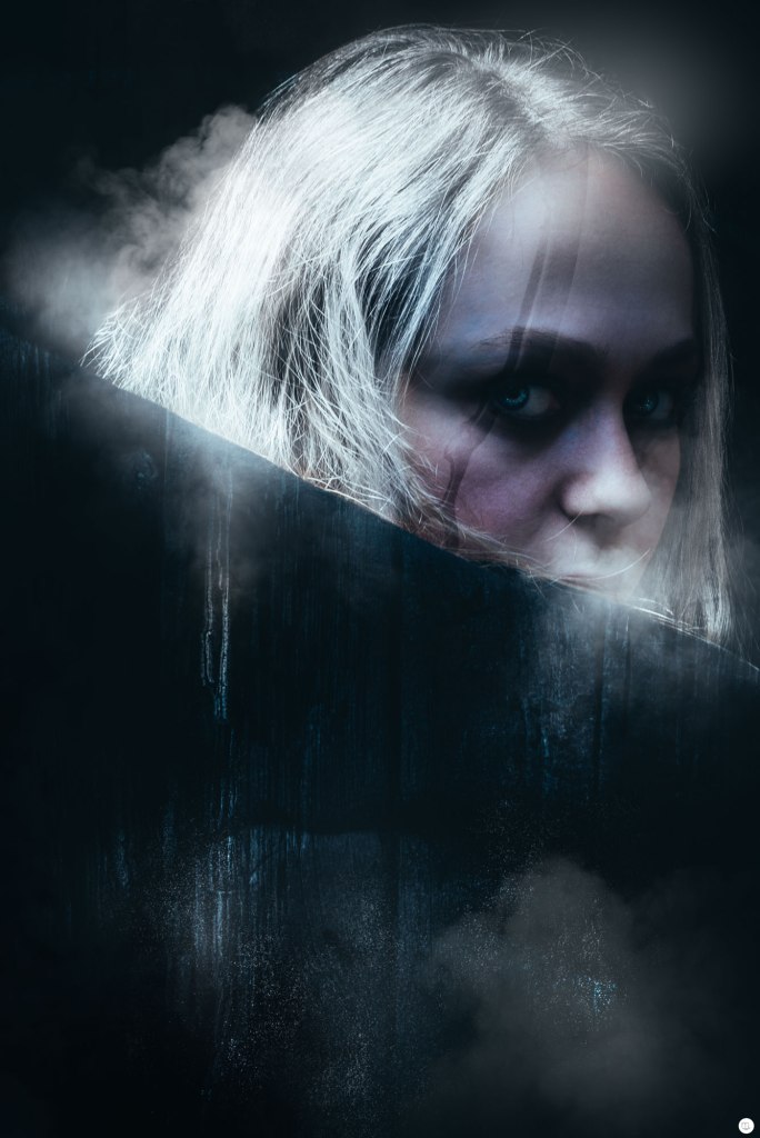 2014-online_1334_below-zero_001