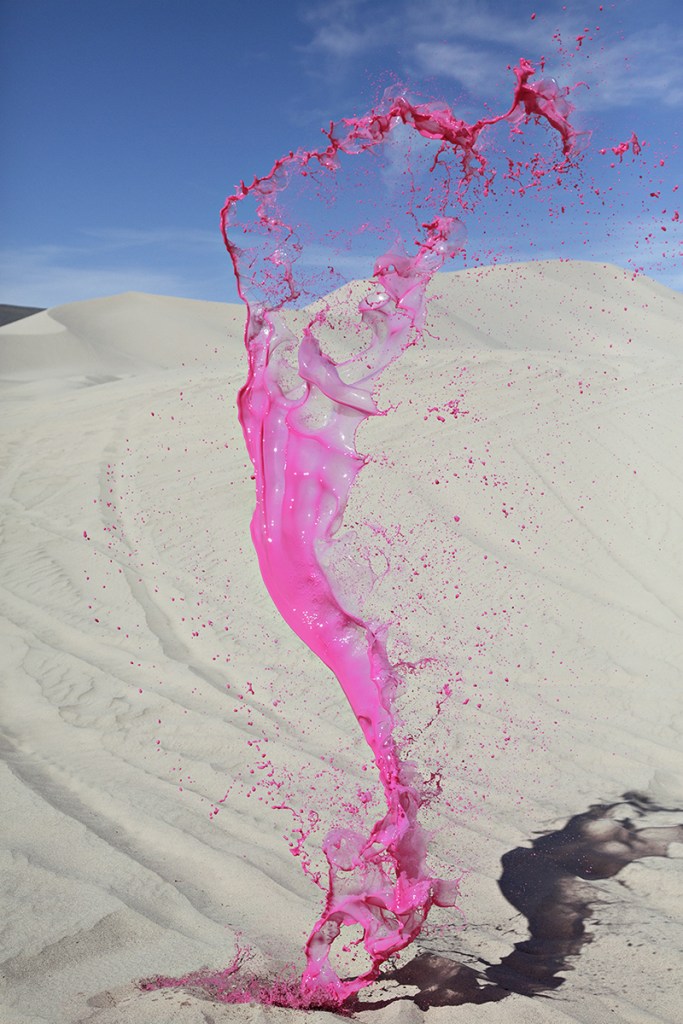 pink sand, © Floto+Warner
