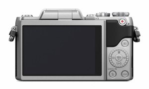 hands-on_panasonic-gf7_back