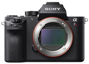 hands-on_sony-a7r2_front
