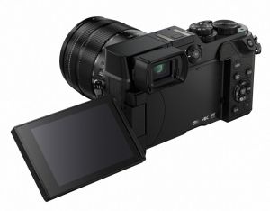 hands-on_panasonic-gx8_back