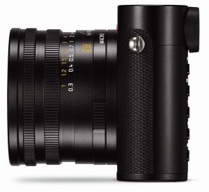 hands-on_leica-q_left