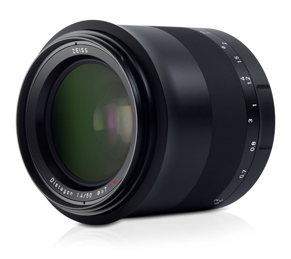 hands-on_zeiss-milvus-50mmf14_liegend