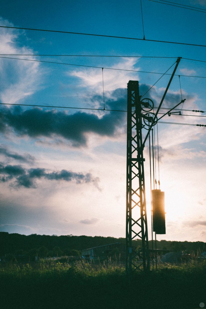 2014-online_0877_lonesome-land_001