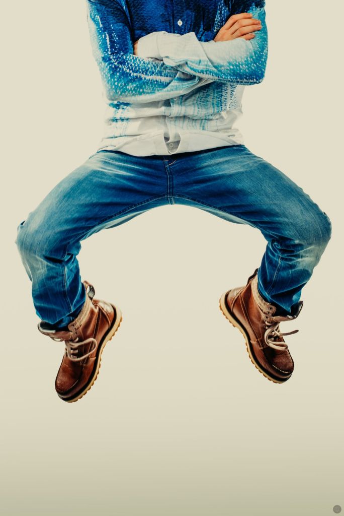 2015-online_0082_levitate_004