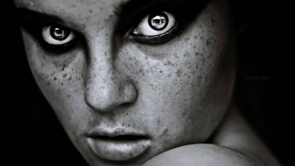 GibA: Christina Otero