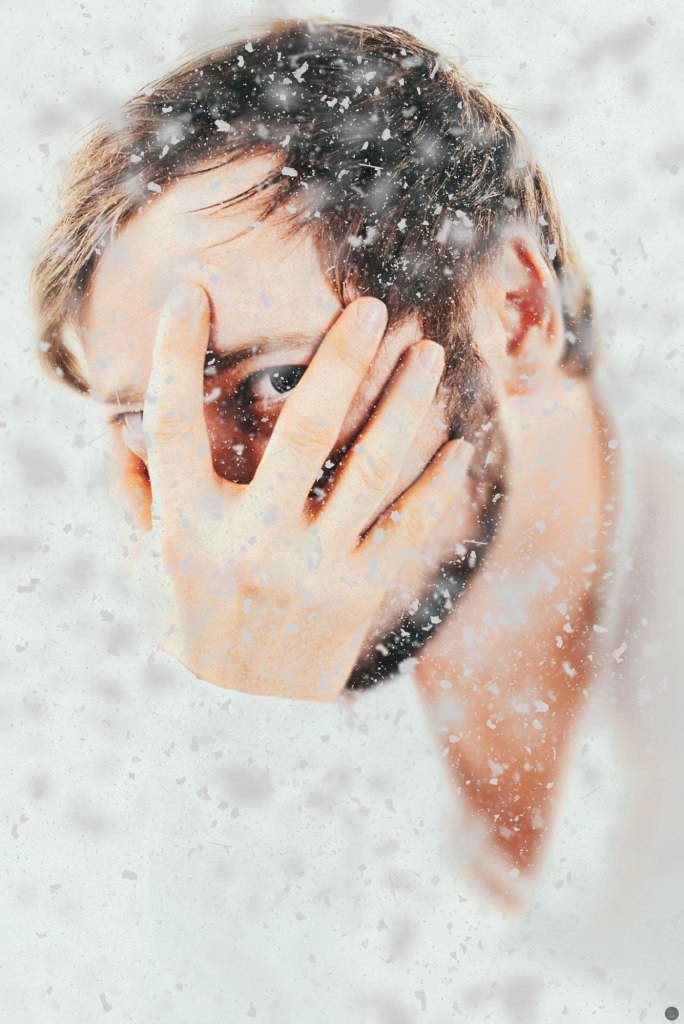 2015-online_0764_ashes_004